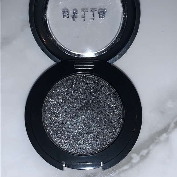 Stila Black Diamond Eyeshadow Single - Picture 2 of 8